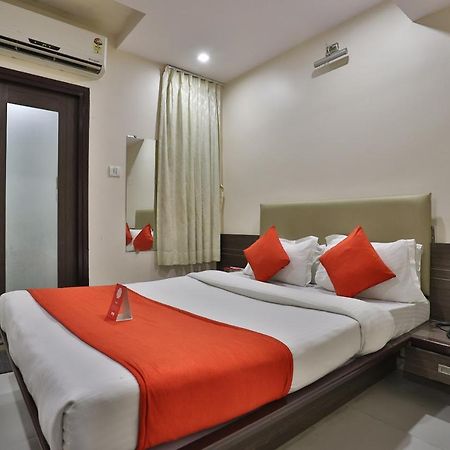 New Rajdhani Hotel Βαντοντάρα Εξωτερικό φωτογραφία