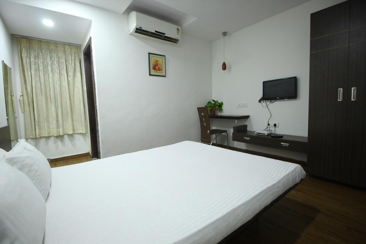 New Rajdhani Hotel Βαντοντάρα Εξωτερικό φωτογραφία