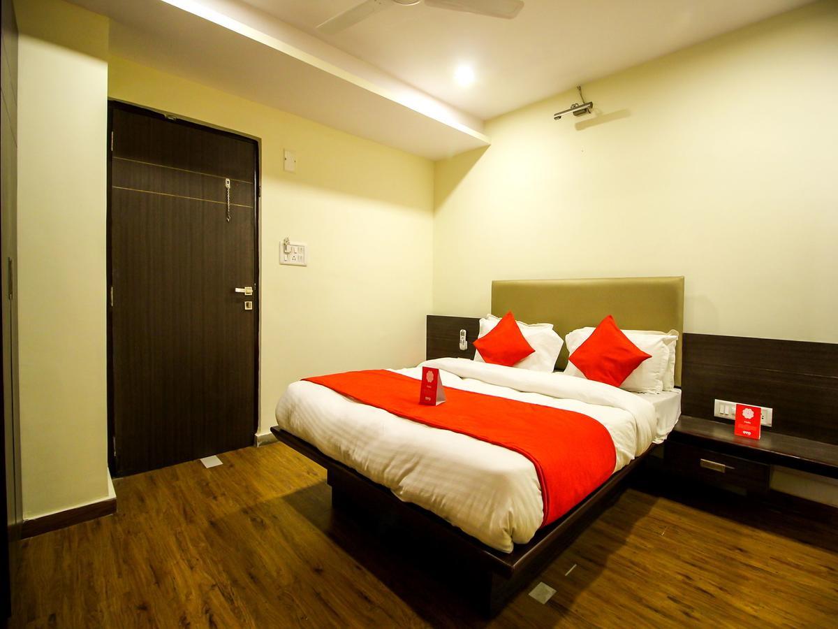 New Rajdhani Hotel Βαντοντάρα Εξωτερικό φωτογραφία