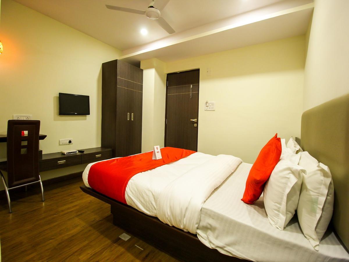 New Rajdhani Hotel Βαντοντάρα Εξωτερικό φωτογραφία