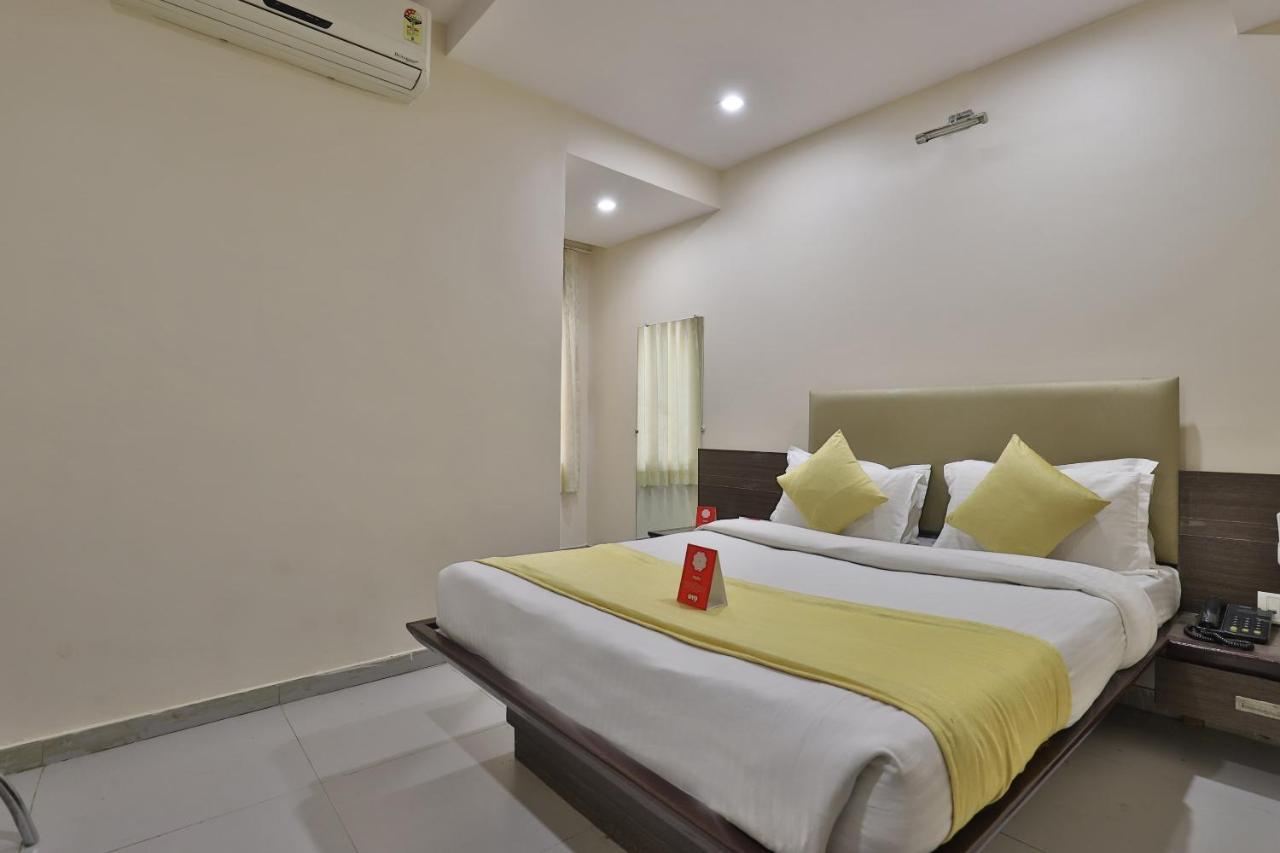 New Rajdhani Hotel Βαντοντάρα Εξωτερικό φωτογραφία